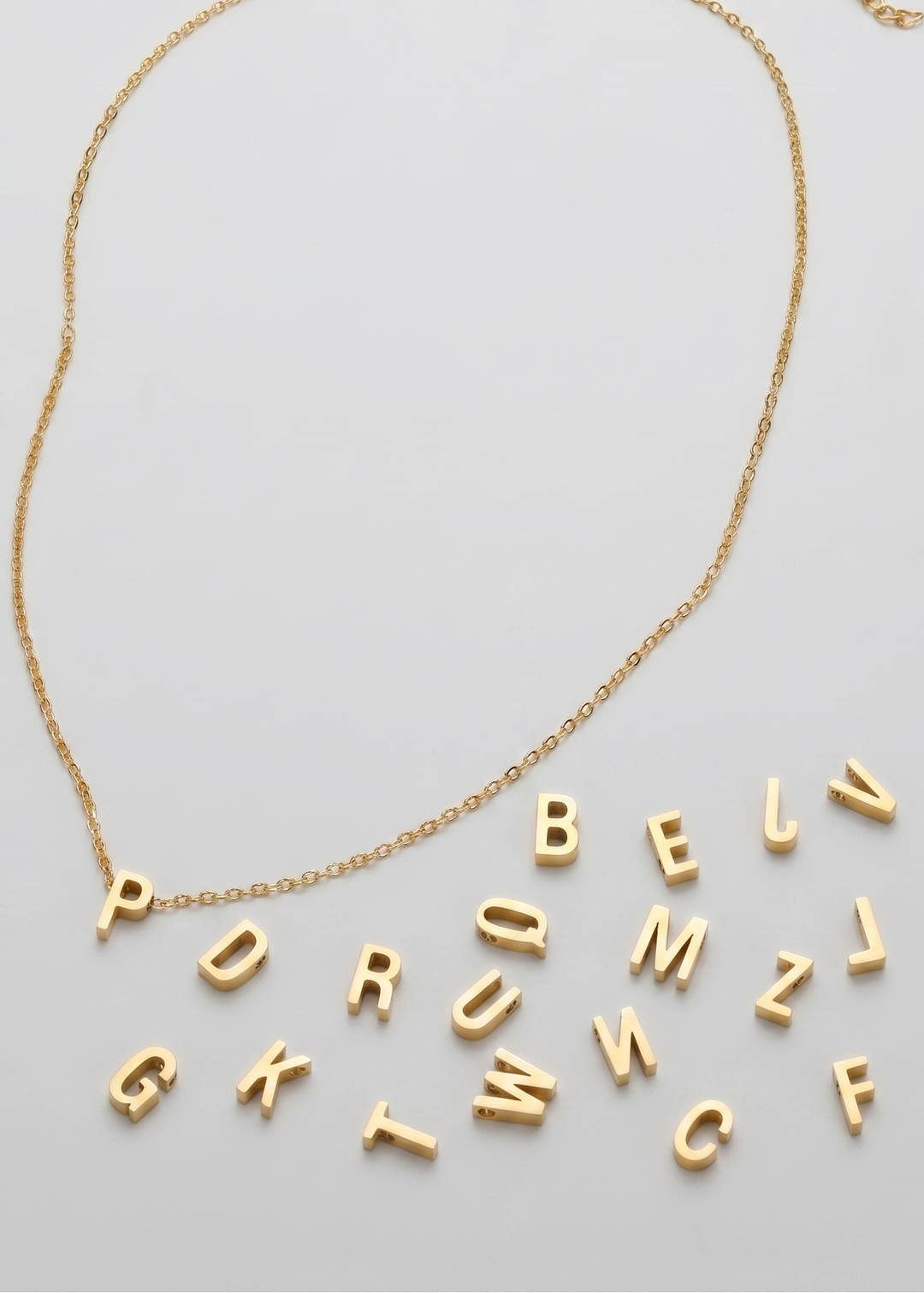 INITIAL NECKLACE