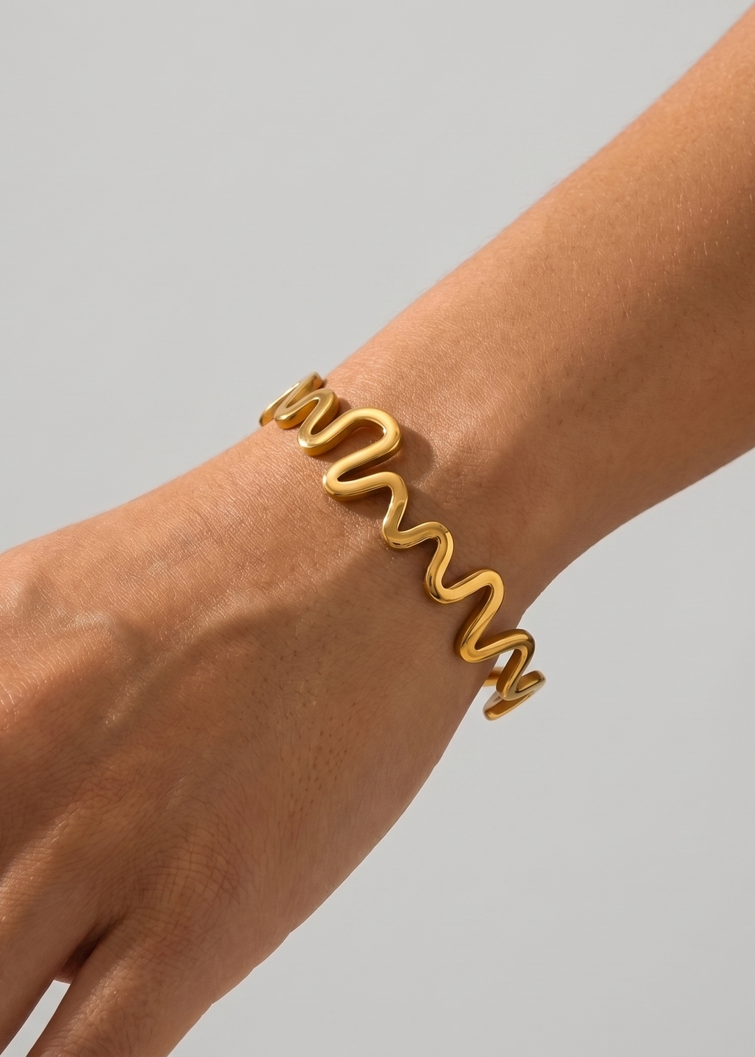 CLEO CUFF BRACELET